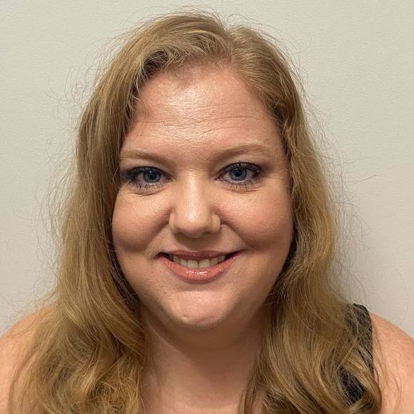 Meet your Posher, Nicole - Picture 1 of 1